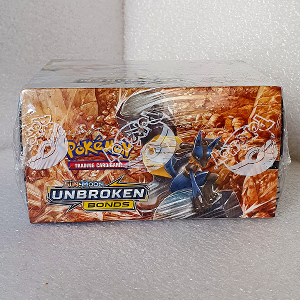 POKMON TCG - Sun & Moon Unbroken Bonds - Sealed Booster Box in Acryli Hero Stash POKMON TCG - Sun & Moon Unbroken Bonds - Sealed Booster Box in Acryli Hero Stash