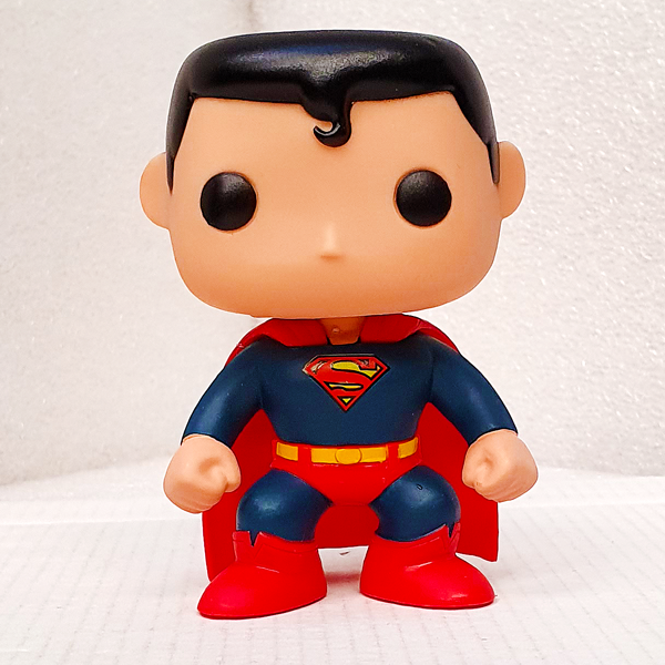 DC Super Heroes - Superman OOB Pop! Vinyl Figure